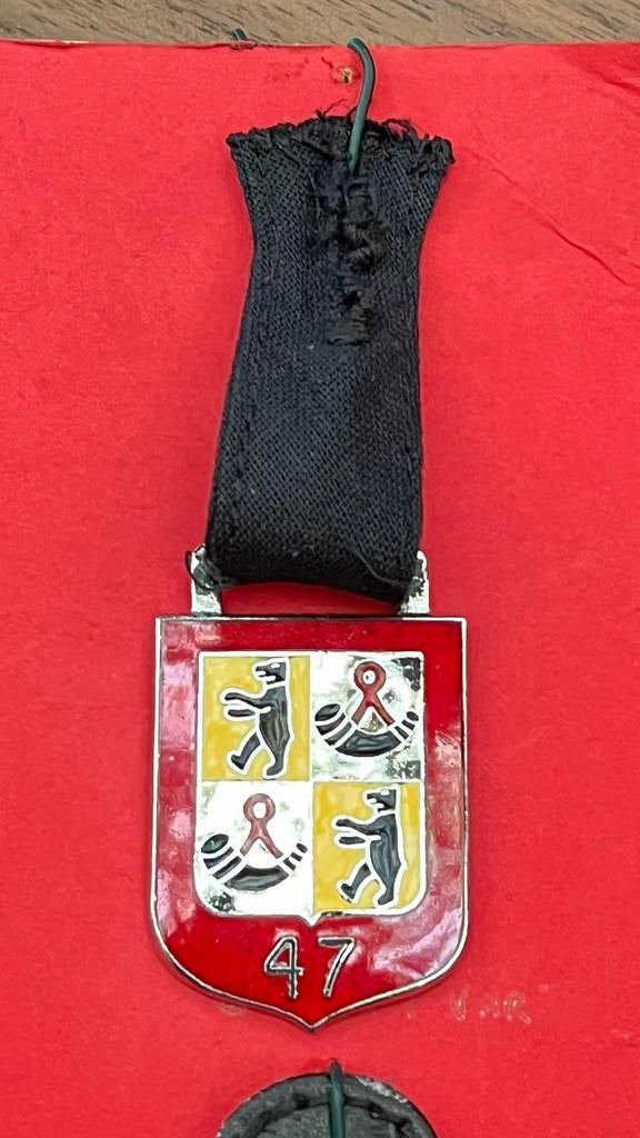 Borstzak hanger 47 PANTSER INF BATALJON MENNO v COEHOORN, Verzamelen, Militaria | Algemeen, Ophalen of Verzenden, Embleem of Badge