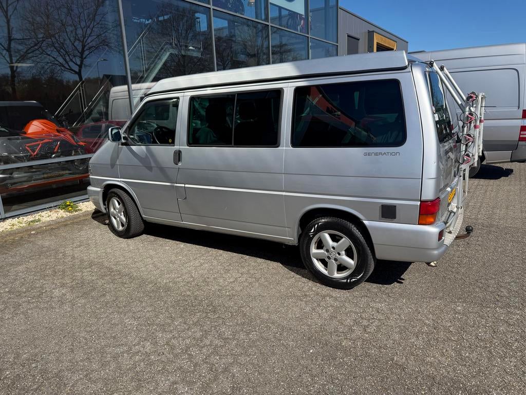 Volkswagen T4 Multivan Generation - Compacte camper, Caravans en Kamperen, Campers, Volkswagen, Fietsendrager, Tot en met 3, Audio installatie