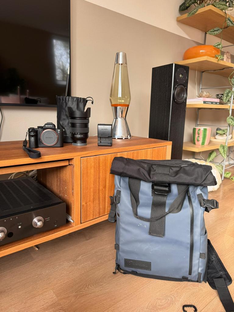 Sony A7R II Full Frame - Sony FE 24-105mm F4  - WANDRD 31L, Audio, Tv en Foto, Fotocamera's Digitaal, Gebruikt, Spiegelreflex