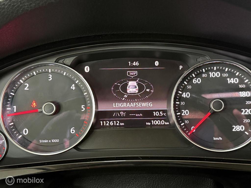 Volkswagen Touareg 3.0 tdi R-Line GRIJS Kent [Leer,Carplay,L, Automaat, Gebruikt, Zwart, 2217 kg