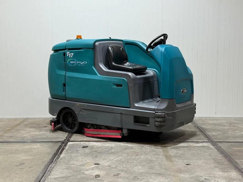 Tennant T17 cilindrische schrobmachine 1946uur HL1008