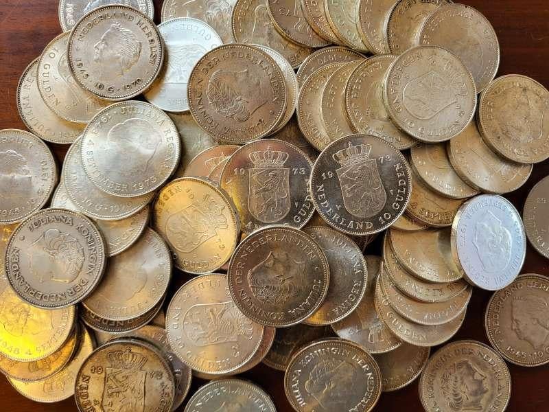 Nederland 1 kilo zilveren 10 guldenmunten 1970 en 1973, Ophalen of Verzenden, Zilver