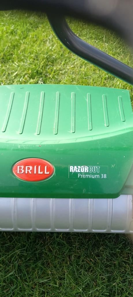 Brill grasmaIer, Mulchfunctie, Zo goed als nieuw, 30 t/m 39 cm, Kooimesmaaier
