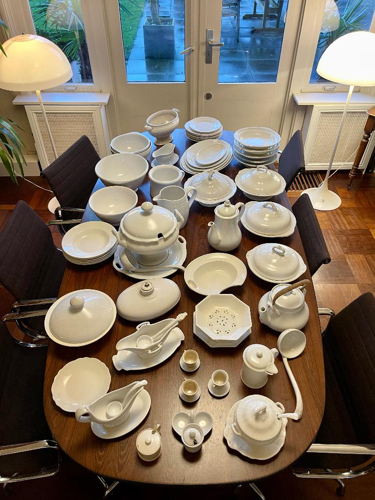 Maastrichts aardewerk Petrus Ragout en Société Céramique, Antiek en Kunst, Ophalen