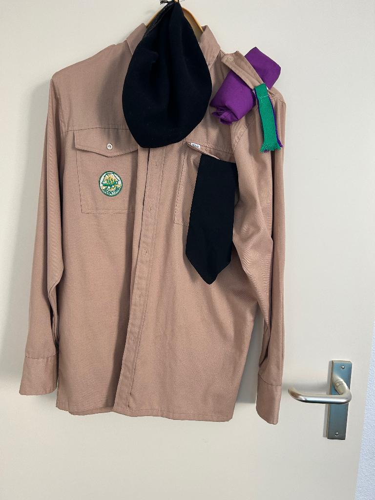 Scouting uniform maat 36, Ophalen of Verzenden, Zo goed als nieuw, Kleding