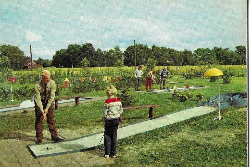 hoenderloo  de krim  midgetgolf  1967, Verzenden, 1960 tot 1980, Ongelopen, Sport en Spel