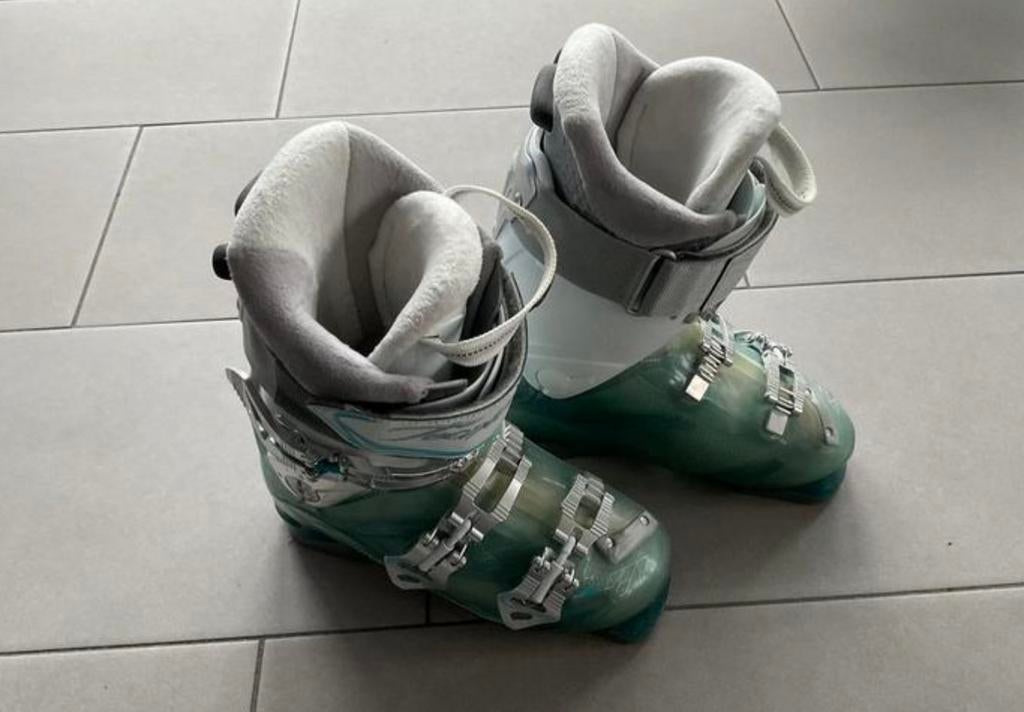 Dames skischoenen, 160 tot 180 cm, Schoenen, Zo goed als nieuw, Ophalen