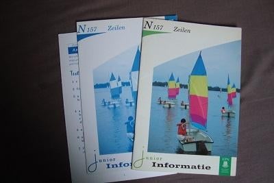 ZEILEN Infoboek met plusblad N 157, Ophalen of Verzenden, Gelezen