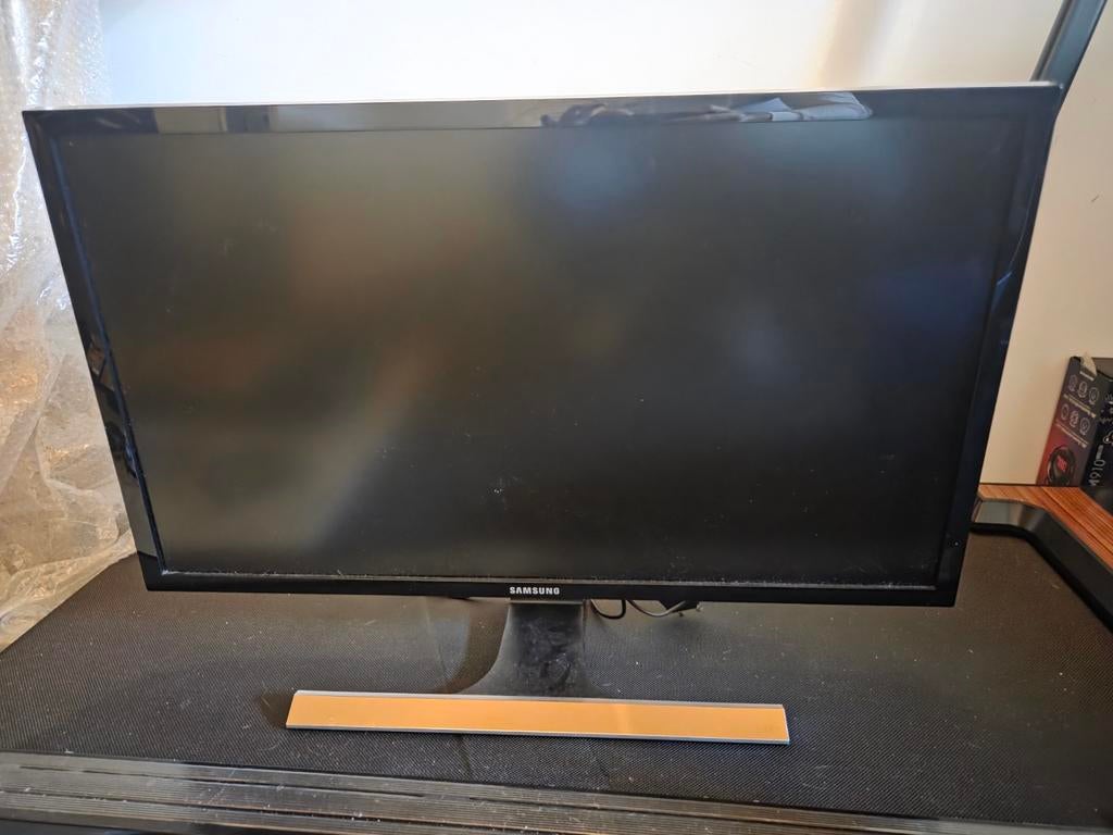 Samsung u28e590d 4K, Ophalen of Verzenden, 100 cm of meer, 50 Hz, Samsung