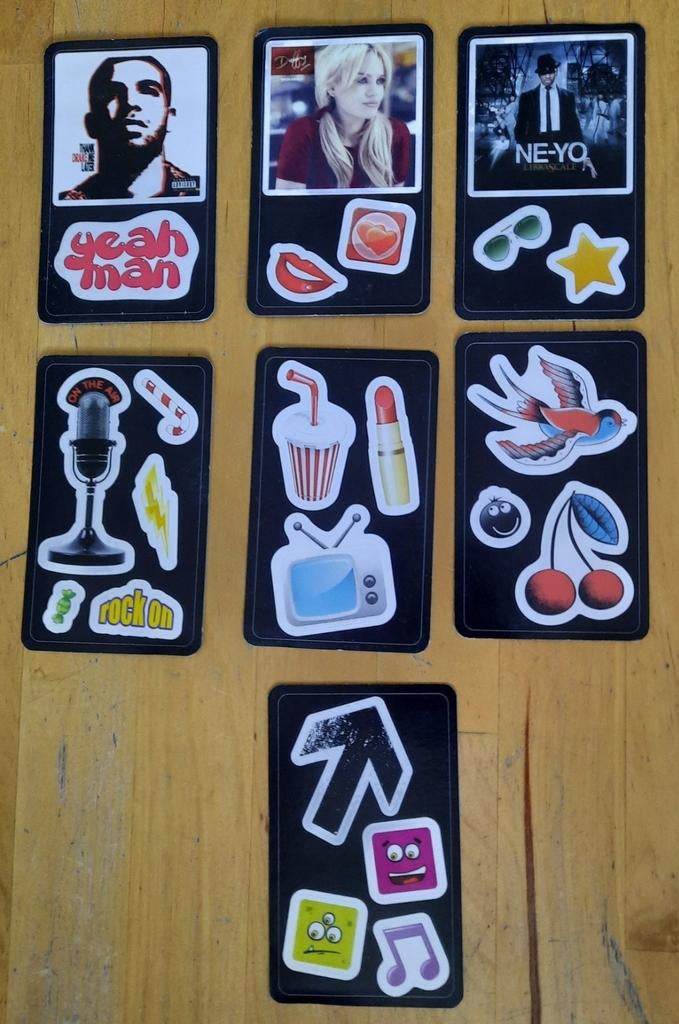 STARS & TUNES STICKERS, Verzamelen, Ophalen of Verzenden, Zo goed als nieuw