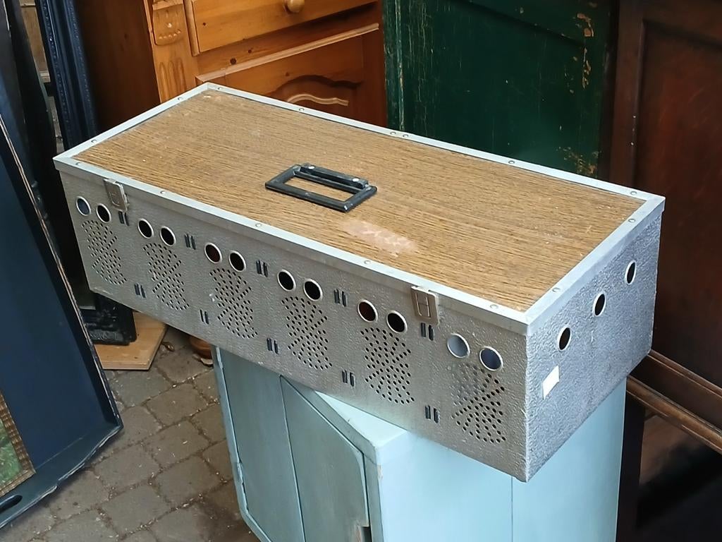 Duivenhok I.z.g.s., Dieren en Toebehoren, Vogels | Hokken en Kooien, Ophalen of Verzenden, Hout, Vogelkooi