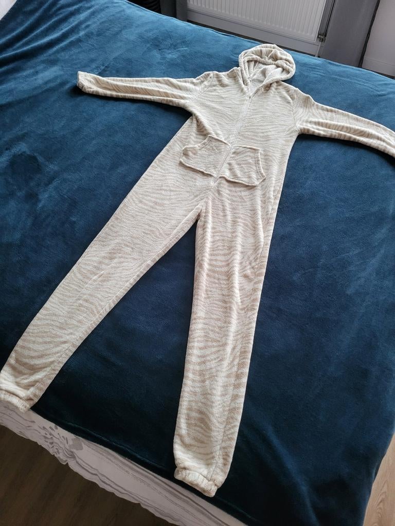 Onecie maatje S, Ophalen, Zo goed als nieuw, Zwart