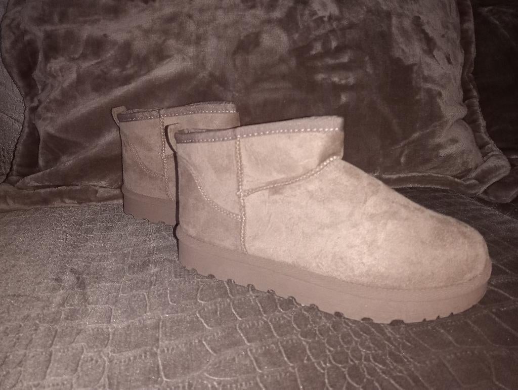Boots, Bruin, Snowboots, Nieuw, Ophalen of Verzenden