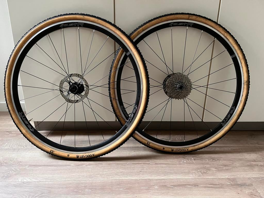 Wielenset 28 inch tubular, FastR, Fietsen en Brommers, Ophalen, Zo goed als nieuw, Wiel