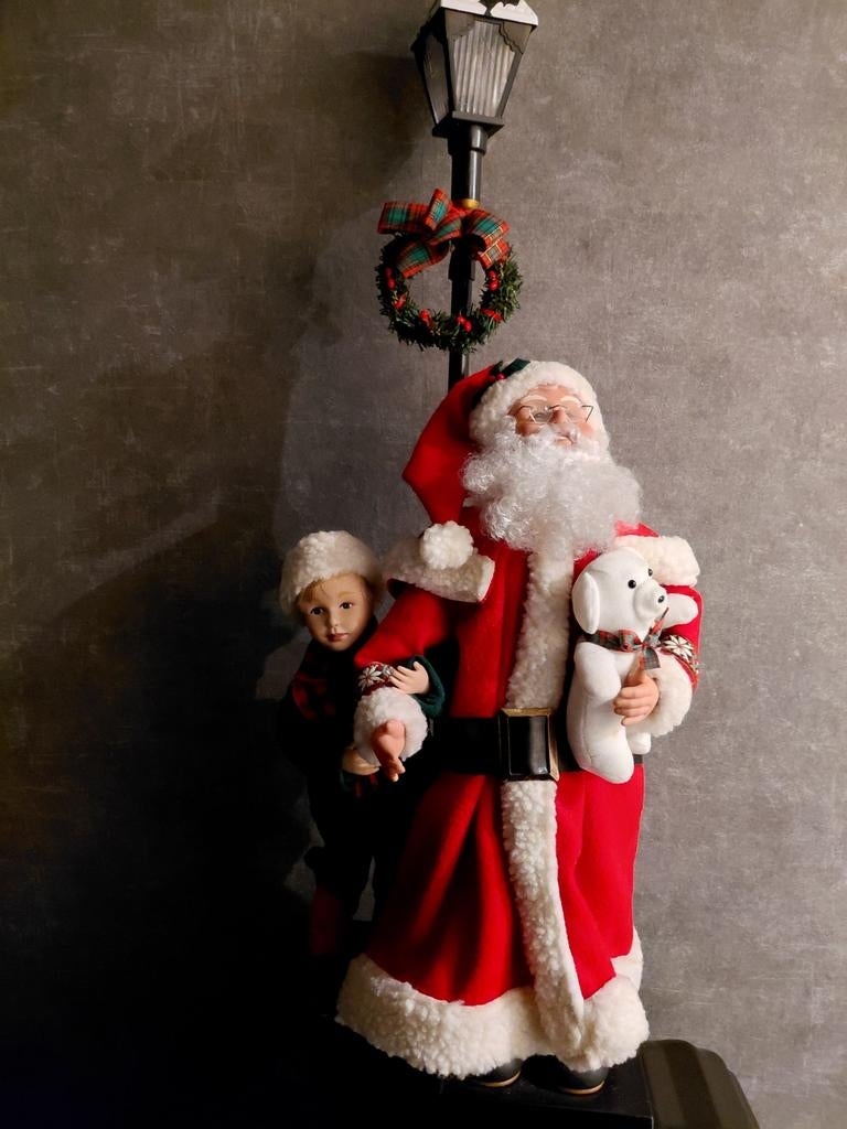 Kerstman met kind bij lamp - Defect, Ophalen of Verzenden, Gebruikt