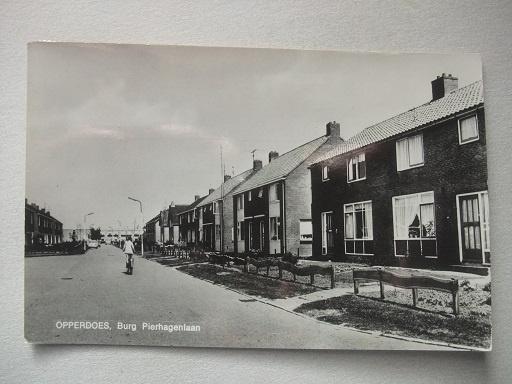 P97 Opperdoes - Burg. Pierhagenlaan - 1970, Verzenden, 1960 tot 1980, Gelopen, Noord-Holland
