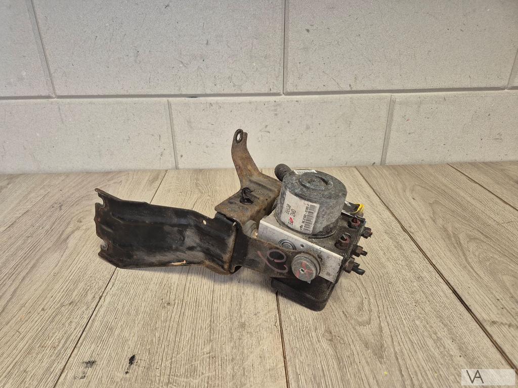 Suzuki Ignis / New Ignis 2000 - 2007 abs pomp 86G0 €100, Gebruikt, -, -, Ophalen of Verzenden