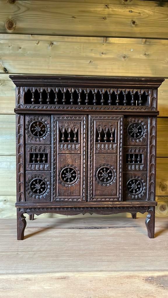 Antiek Frans Bretons miniatuur kastje en dekenkist., Antiek en Kunst, Ophalen of Verzenden