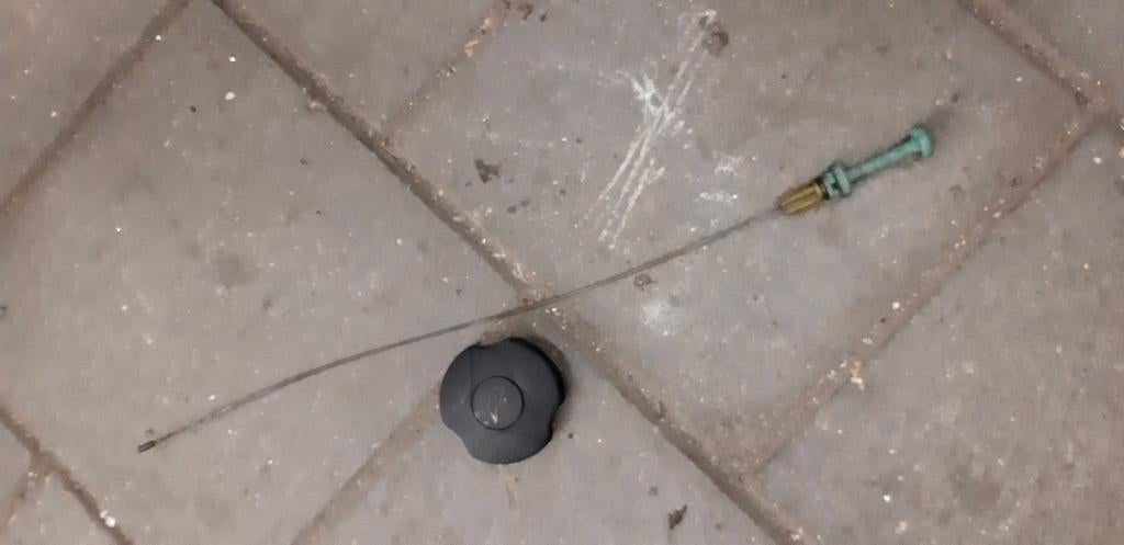 Oliedop en olie peilstok Saxo 2001, Auto diversen, Ophalen of Verzenden