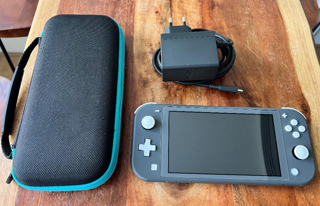 Nintendo Switch Lite (Grijs), Spelcomputers en Games, Spelcomputers | Nintendo Switch Lite, Ophalen, Grijs, Zo goed als nieuw