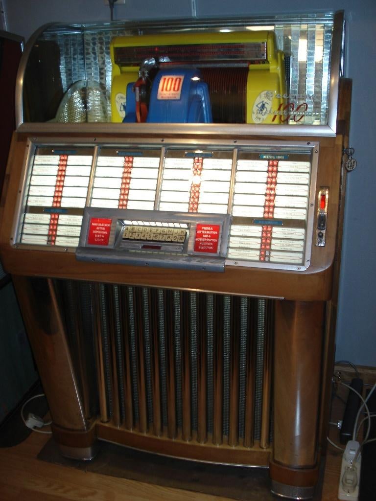 Jukebox Seeburg C uit 1952 inc Singels / Selecteert 100%, 1950 tot 1960, Zo goed als nieuw, Seeburg, Ophalen