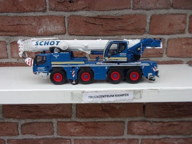 WSI  Liebherr  LTM  1090-4.2  van  Schot - Alkmaar., Hobby en Vrije tijd, Modelauto's | 1:50, Ophalen of Verzenden, Nieuw, Hijskraan, Tractor of Landbouw