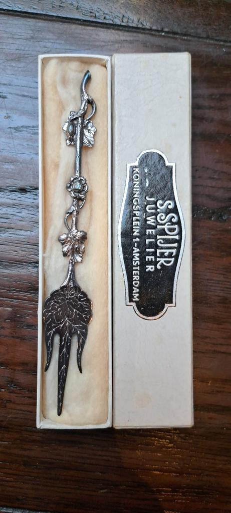 Verzilverde vleesvork S. Spijer Juwelier Amsterdam, Antiek en Kunst, Antiek | Bestek, Ophalen of Verzenden