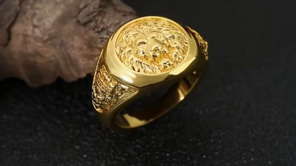 Gouden Leeuwenring, Gebruikt, 19 tot 20, Ophalen of Verzenden, Dame of Heer