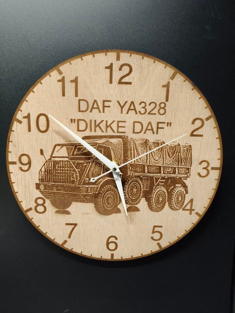Op Maat Gemaakte Klok - DAF Legervoertuigen, Ophalen of Verzenden, Nieuw, Analoog, Wandklok