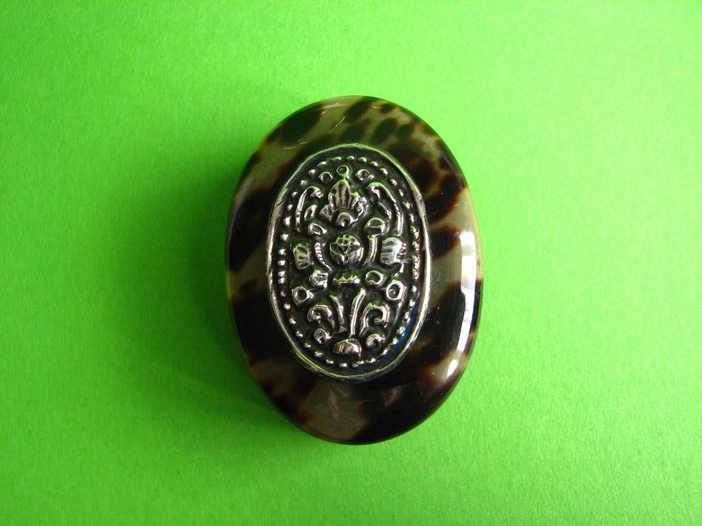 Mooi Ovaal Djokja Doosje met Zilver, Verzenden, Zilver