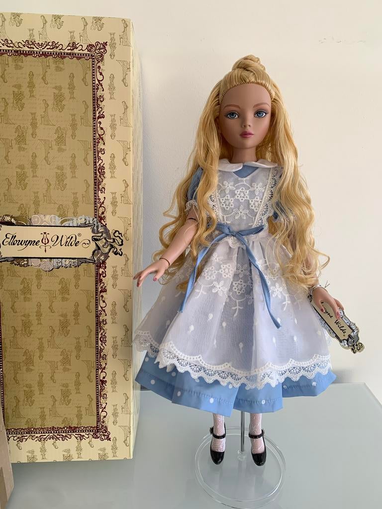 Robert Tonner ‘Ellowyne (Alice) in Wonderland’ pop nieuw, Ophalen of Verzenden, Zo goed als nieuw, Pop
