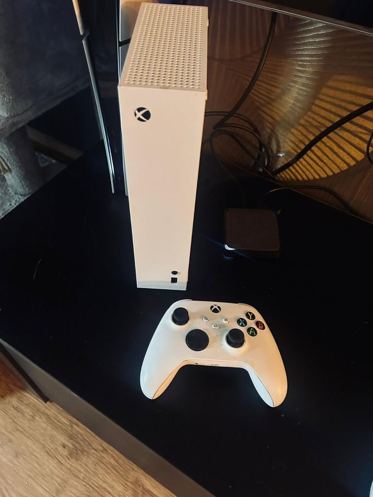 Xbox One S All-Digital - Zo goed als nieuw, Spelcomputers en Games, Spelcomputers | Xbox One, Xbox One S All-digital, Ophalen of Verzenden