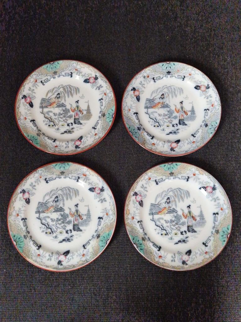 4x Petrus Regout Maastricht Bordjes Decor"TIMOR" 21cm., Ophalen of Verzenden