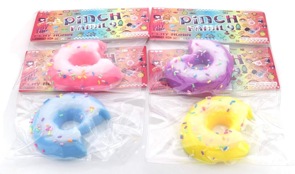 PARTIJ SQUISHY DONUT 7,5CM SQUEEZE TOYS IN DISPLAY