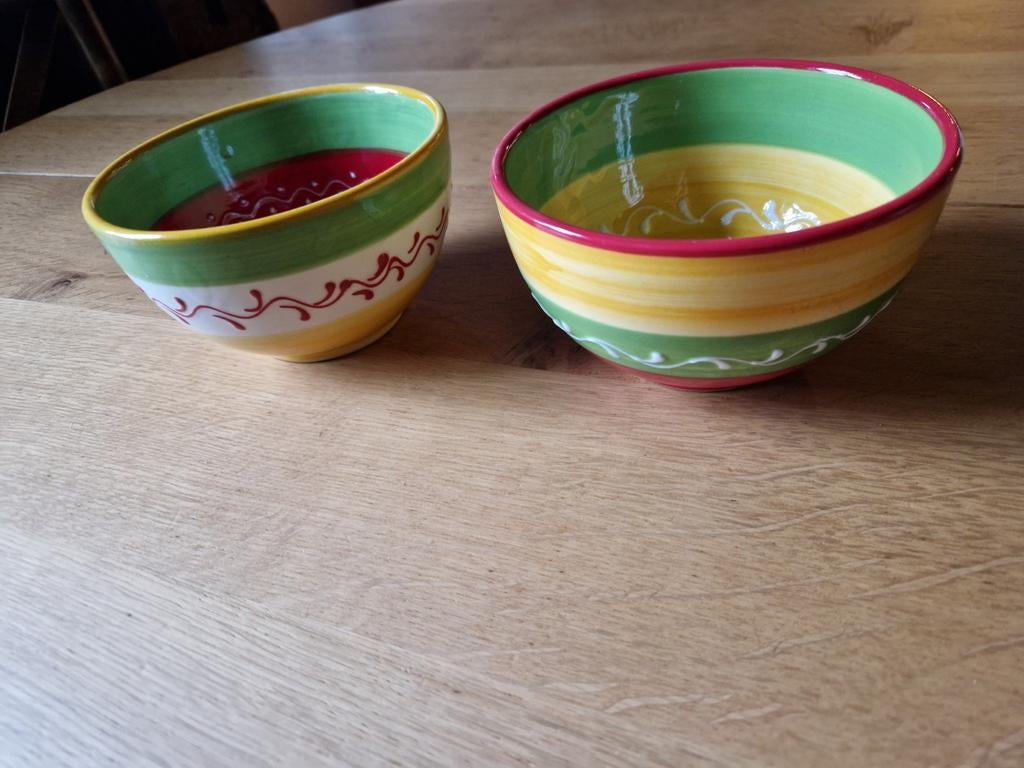 VROLIJKE SCHAALTJES 🌞🌞 INTERMEZZO 2x, Ophalen of Verzenden, Overige stijlen, Schaal of Schalen