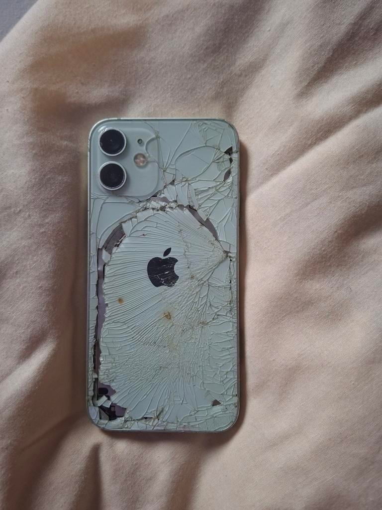 iPhone 13 Mini - Voor- en achterkant beschadigd, werkt nog, Ophalen of Verzenden, Gebruikt, 128 GB, IPhone 13 mini