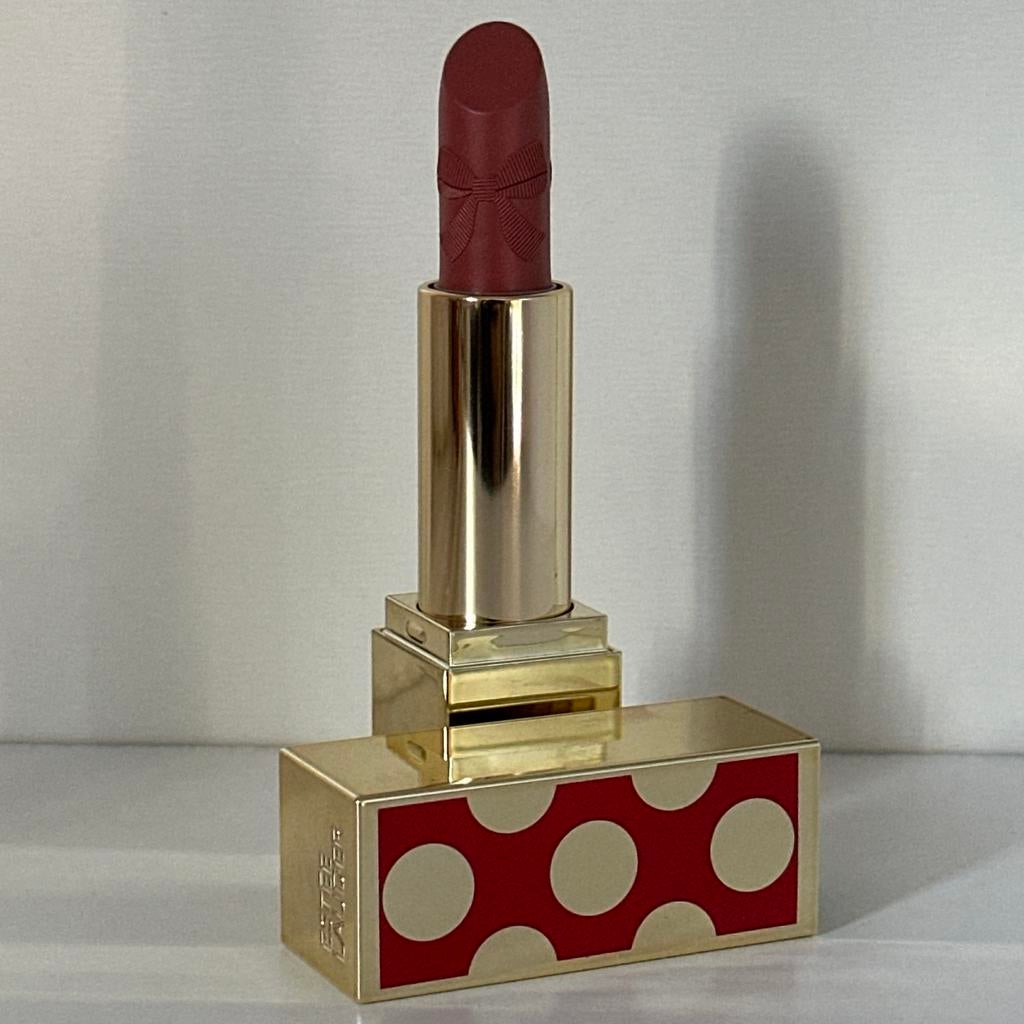 Estee Lauder Limited Edition Lipstick #Velvet Ribbon#, Ophalen of Verzenden, Nieuw, Lippen, Make-up