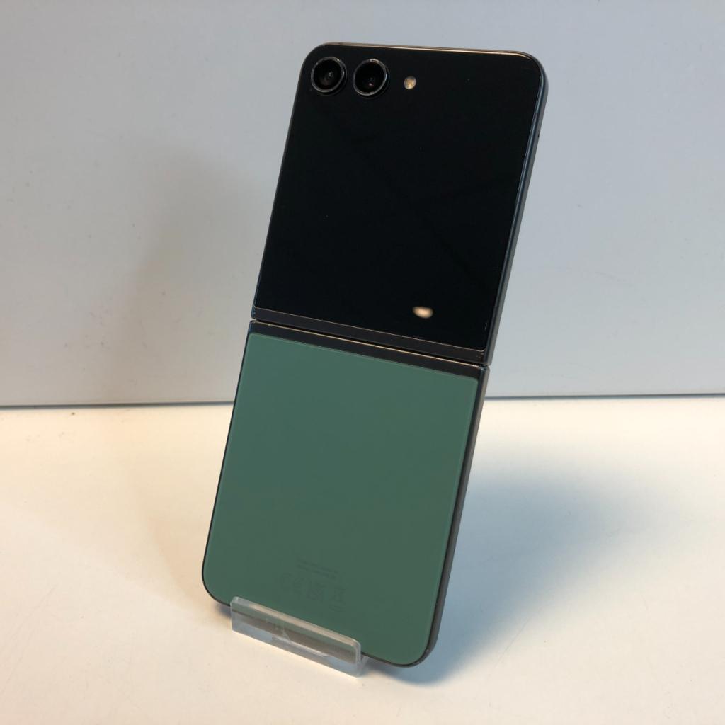 Samsung Galaxy Flip 5 512GB Groen | In nette staat!, Samsung, Zo goed als nieuw, Support@Samsung.com, 129, Samsung-ro, Yeongtong-gu
Suwon-si, Gyeonggi-do 16677
South Korea