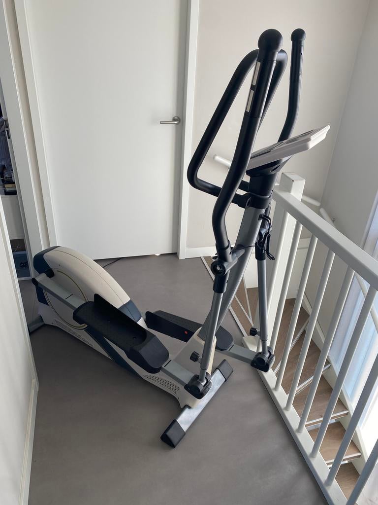 Sportsline crosstrainer weinig gebruikt, Sport en Fitness, Fitnessapparatuur, Ophalen of Verzenden, Zo goed als nieuw, Benen, Crosstrainer