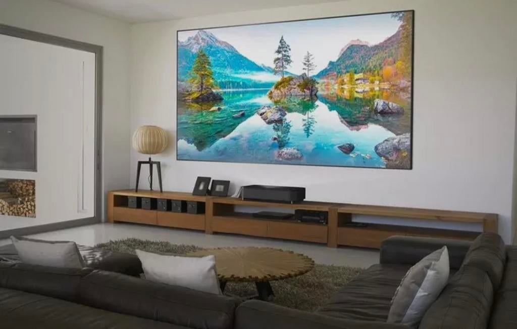 Epson EH-QS100 4K PRO-UHD van 5199 euro nu voor 2799 euro, Audio, Tv en Foto, Beamers, Dedemsvaart / Zwolle, Epson, Nieuw, Ophalen of Verzenden