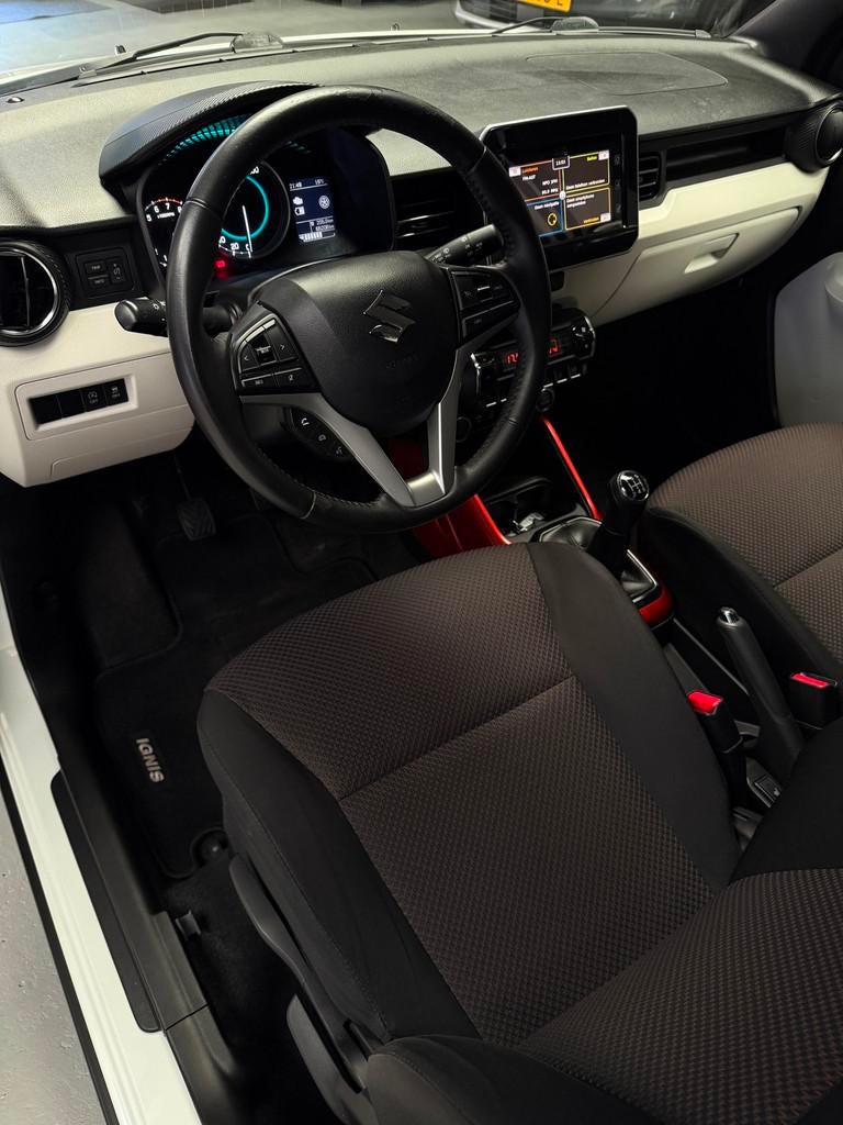 Suzuki Ignis 1.2 Stijl Smart Hybrid Camera, Voorwielaandrijving, Stof, Gebruikt, 4 cilinders