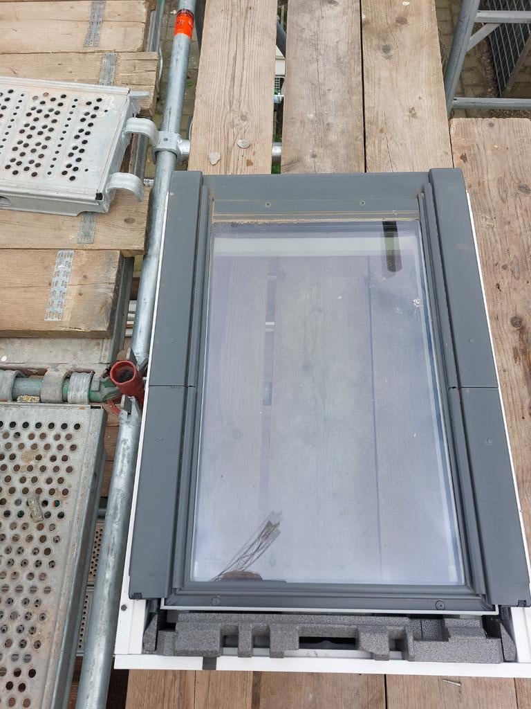 VELUX  DAKRAAM  GGL CK02, Ophalen, Gebruikt, Minder dan 80 cm, Dakraam