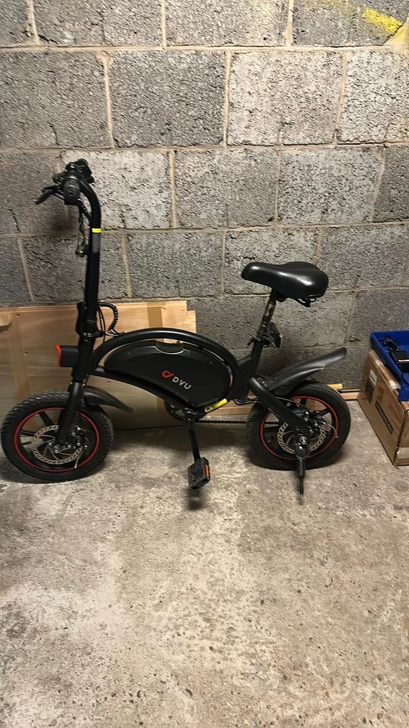 DYU, Fietsen en Brommers, Fietsen | Vouwfietsen, Overige merken, 14 tot 16 inch, Ophalen of Verzenden, Zo goed als nieuw