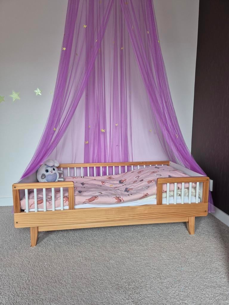 Peuterbed Cérise van Petit Amélie, Ophalen, 70 tot 85 cm, 140 tot 160 cm, Zo goed als nieuw