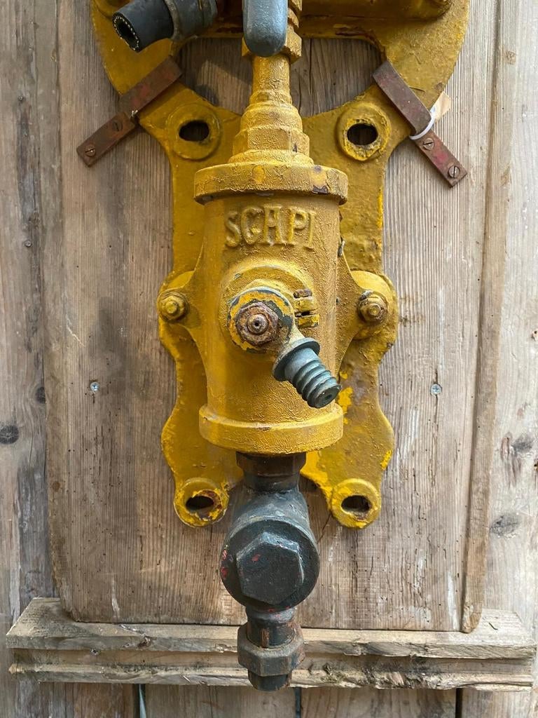 Stoere antieke pomp benzinepomp Scapi, Antiek en Kunst, Ophalen
