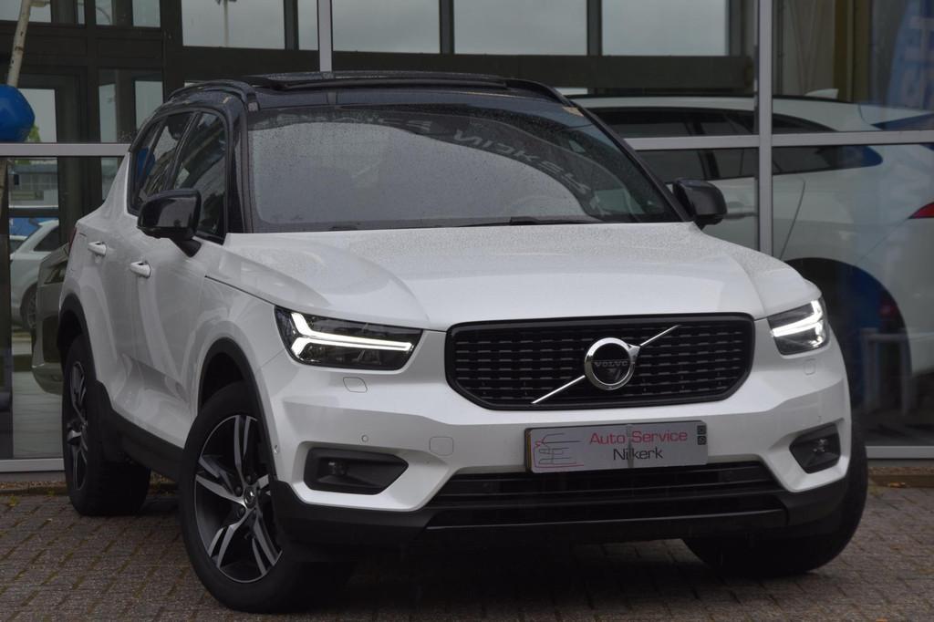 Volvo XC40 2.0 T5 AWD R-Design Intro Edition Pano. dak + Inr, Auto's, Volvo, Automaat, Gebruikt, 4 cilinders, 1969 cc