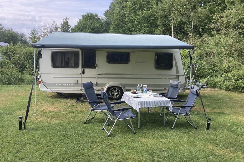 Fendt Tendenza 495 SF Fransbed,mover,luifel,airco,vloerverw., Rondzit, Frans bed, Particulier, Fendt