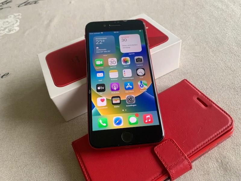 IPhone 8 Plus Product Red, Gebruikt, IPhone 8 Plus, 77 %, Ophalen of Verzenden