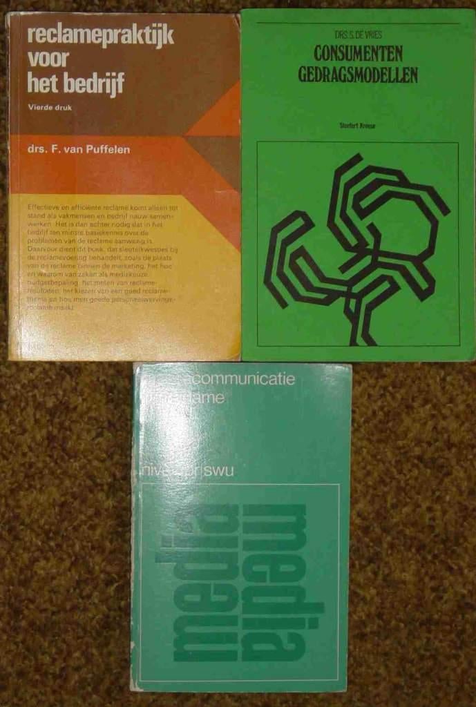 Boeken Reclame en Marketing - hoeft niet in 1 koop, Boeken, Studieboeken en Cursussen, Gelezen, HBO, Beta, Ophalen of Verzenden