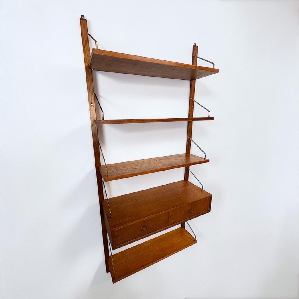 Poul Cadovius wandmeubel Royal System, Met plank(en), Gebruikt, Teakhout, ?